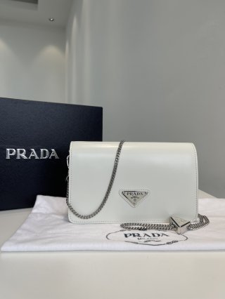 Prada Prada