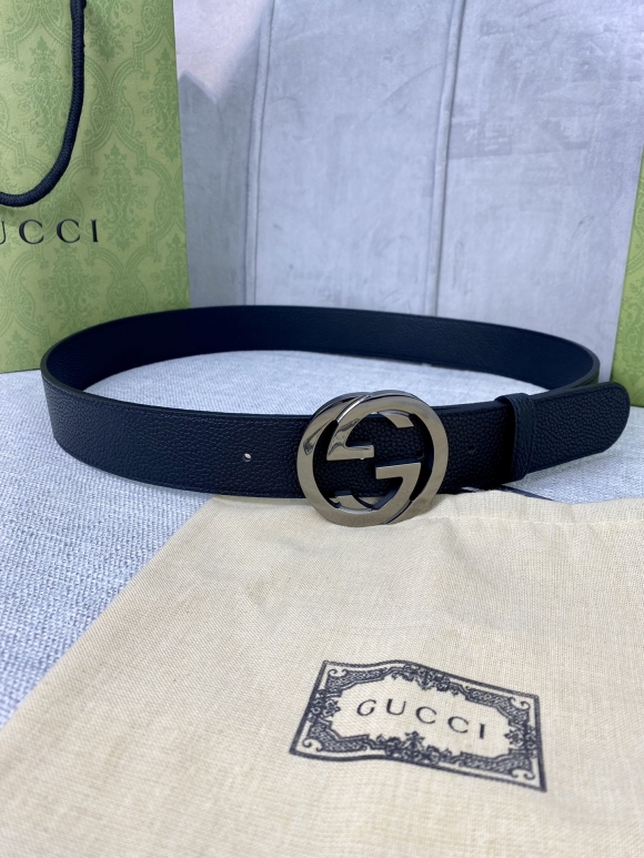 Gucci belts Gucci belts