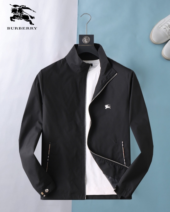 Hoodies & Sweatshirts