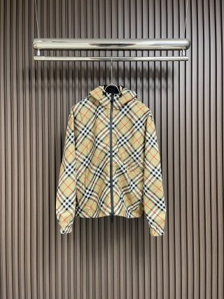 Hoodies & Sweatshirts Hoodies & Sweatshirts