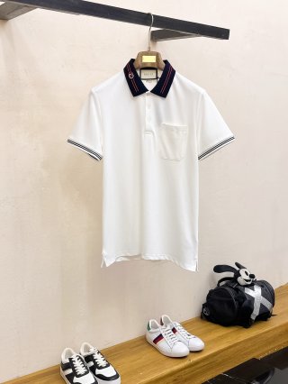 Polos