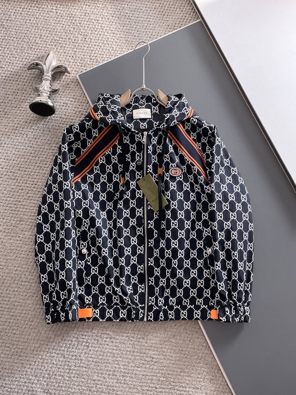 Hoodies & Sweatshirts Hoodies & Sweatshirts