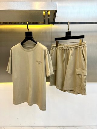 Leisure suit Leisure suit