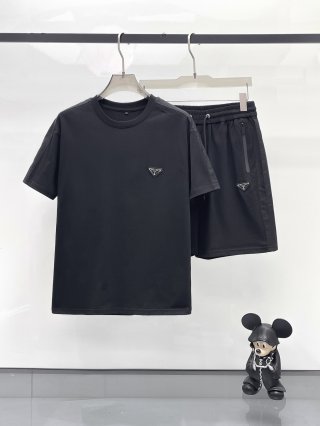 Leisure suit Leisure suit