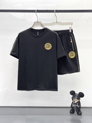 Leisure suit Leisure suit