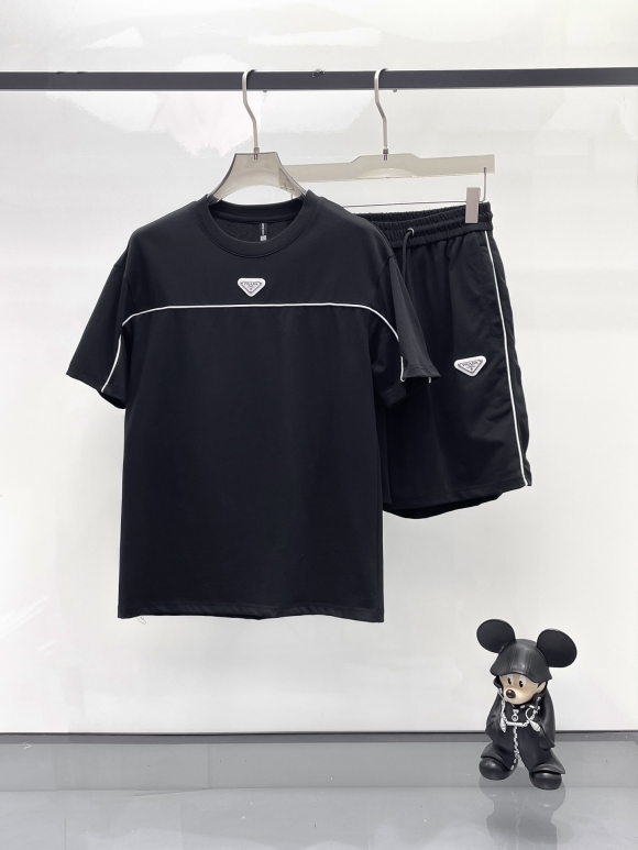 Leisure suit Leisure suit