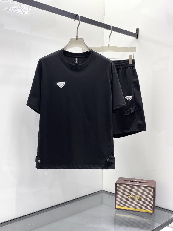 Leisure suit Leisure suit