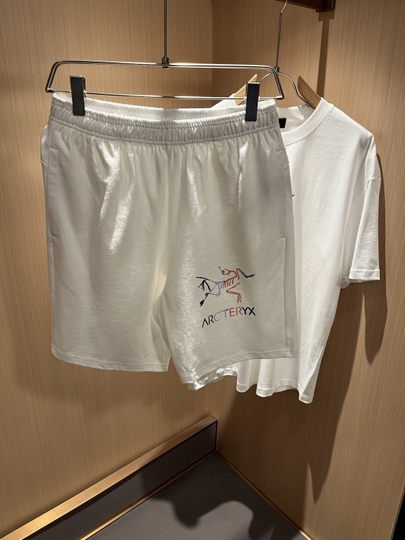 Leisure suit Leisure suit