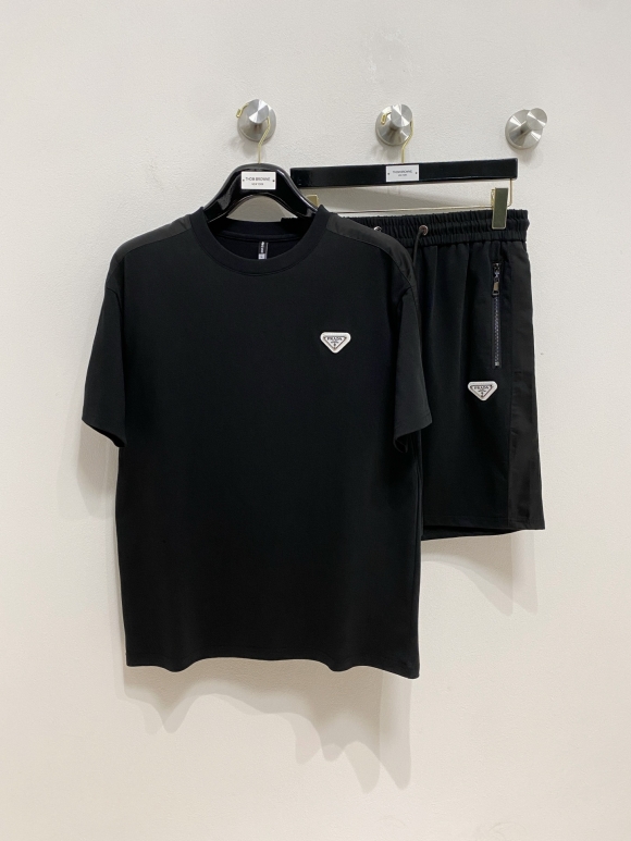 Leisure suit Leisure suit