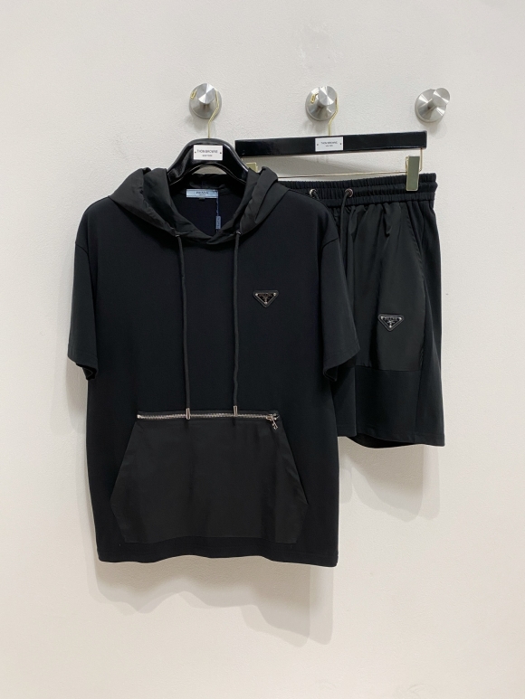 Leisure suit Leisure suit