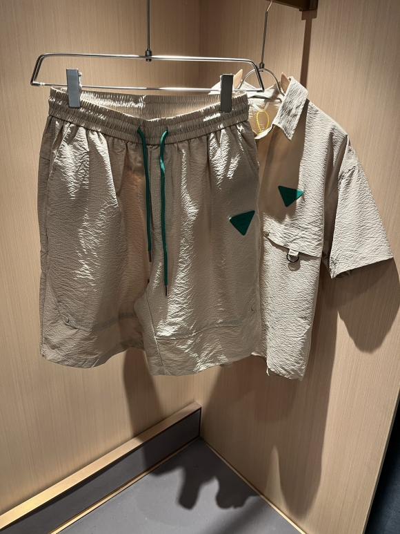 Leisure suit Leisure suit