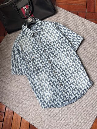 Coats & Jackets Coats & Jackets