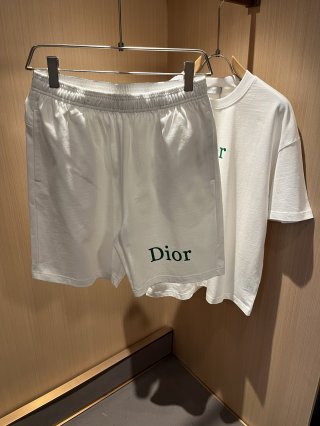 Leisure suit Leisure suit