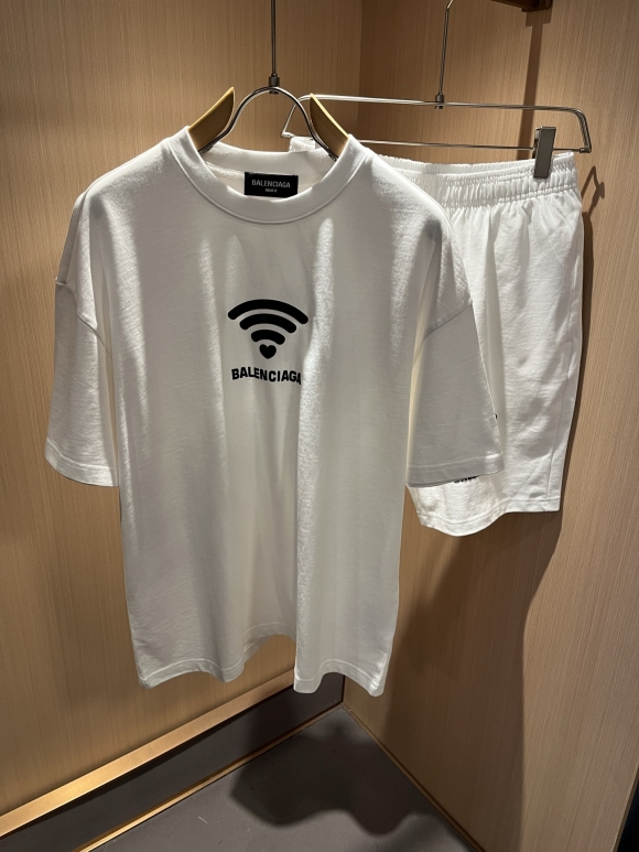 Leisure suit Leisure suit