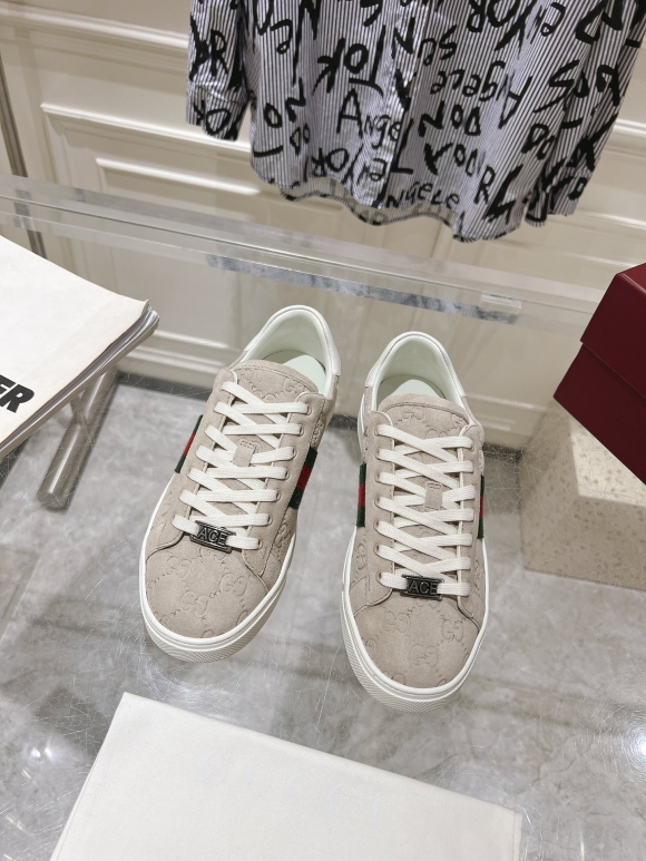 GucciShoes