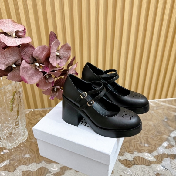 Womens shoes collection