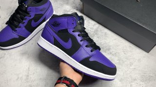 AirJordan1MidSHOES