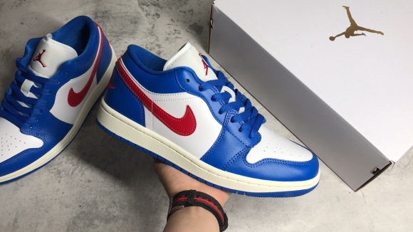 AirJordan1LowSHOES