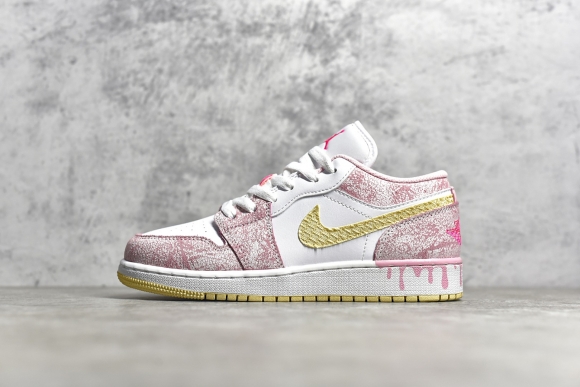 AirJordan1LowSHOES