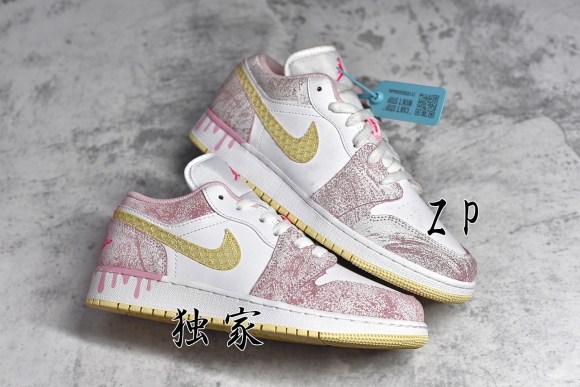 AirJordan1LowSHOES