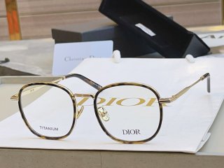 Dior-5 Dior-5