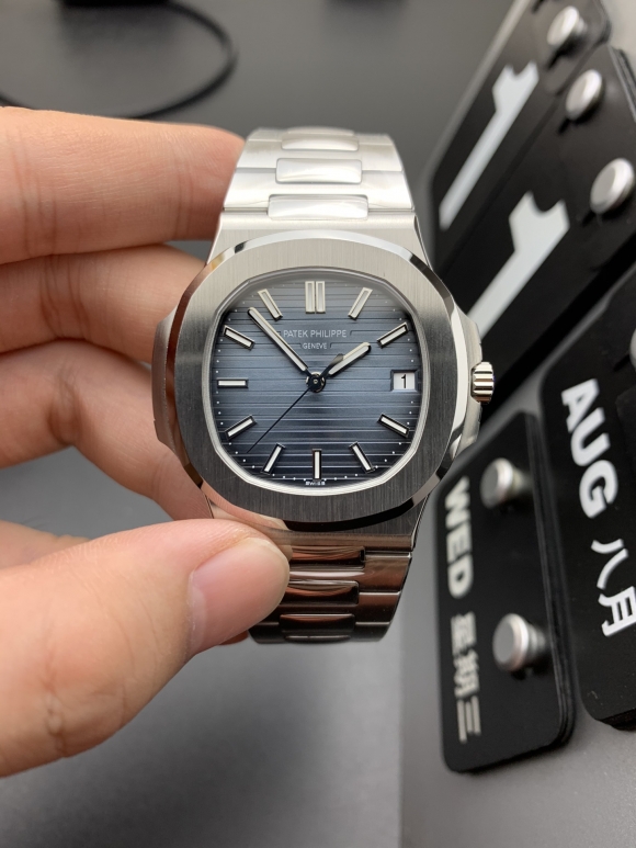 PATEK PHILIPPE
