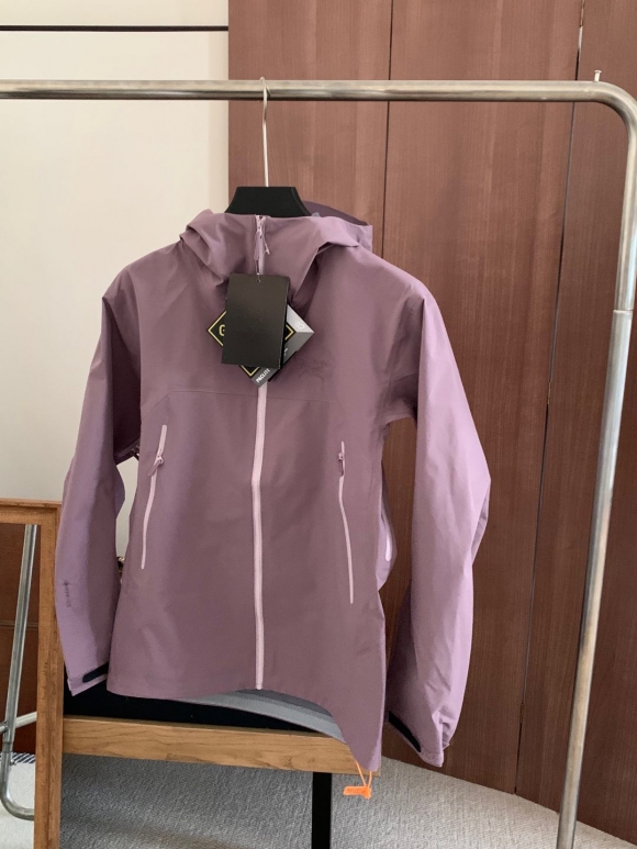 Coats & Jackets Coats & Jackets