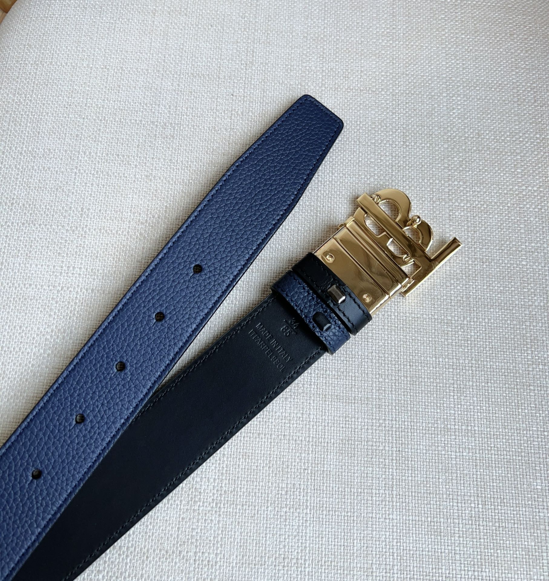 Burberry-Belts