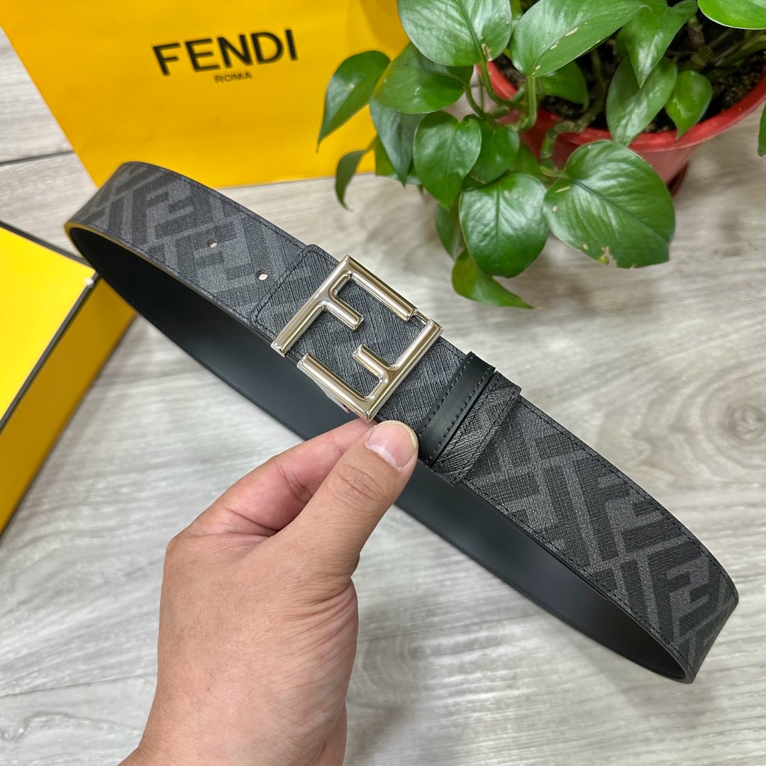 Fendi-Belts