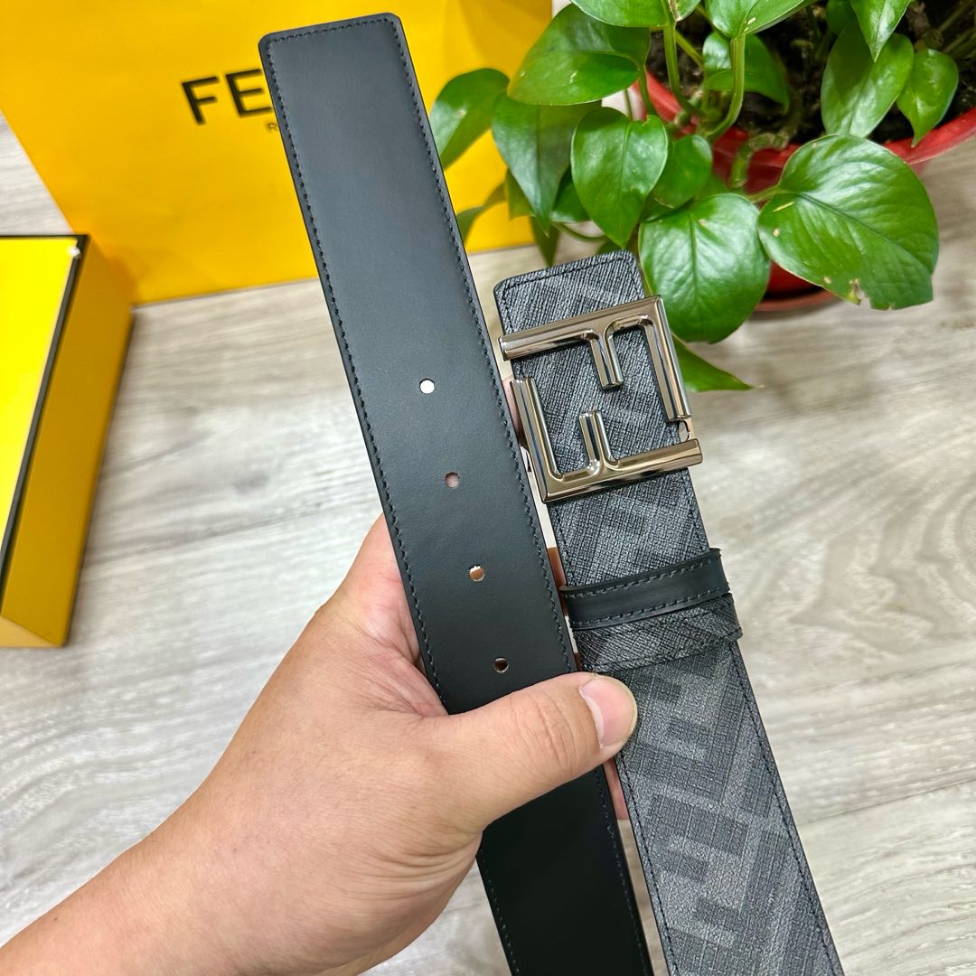 Fendi-Belts