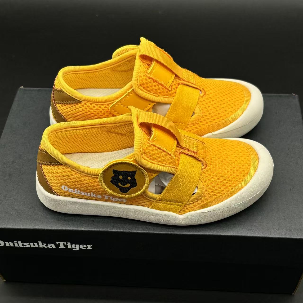 kids shoes