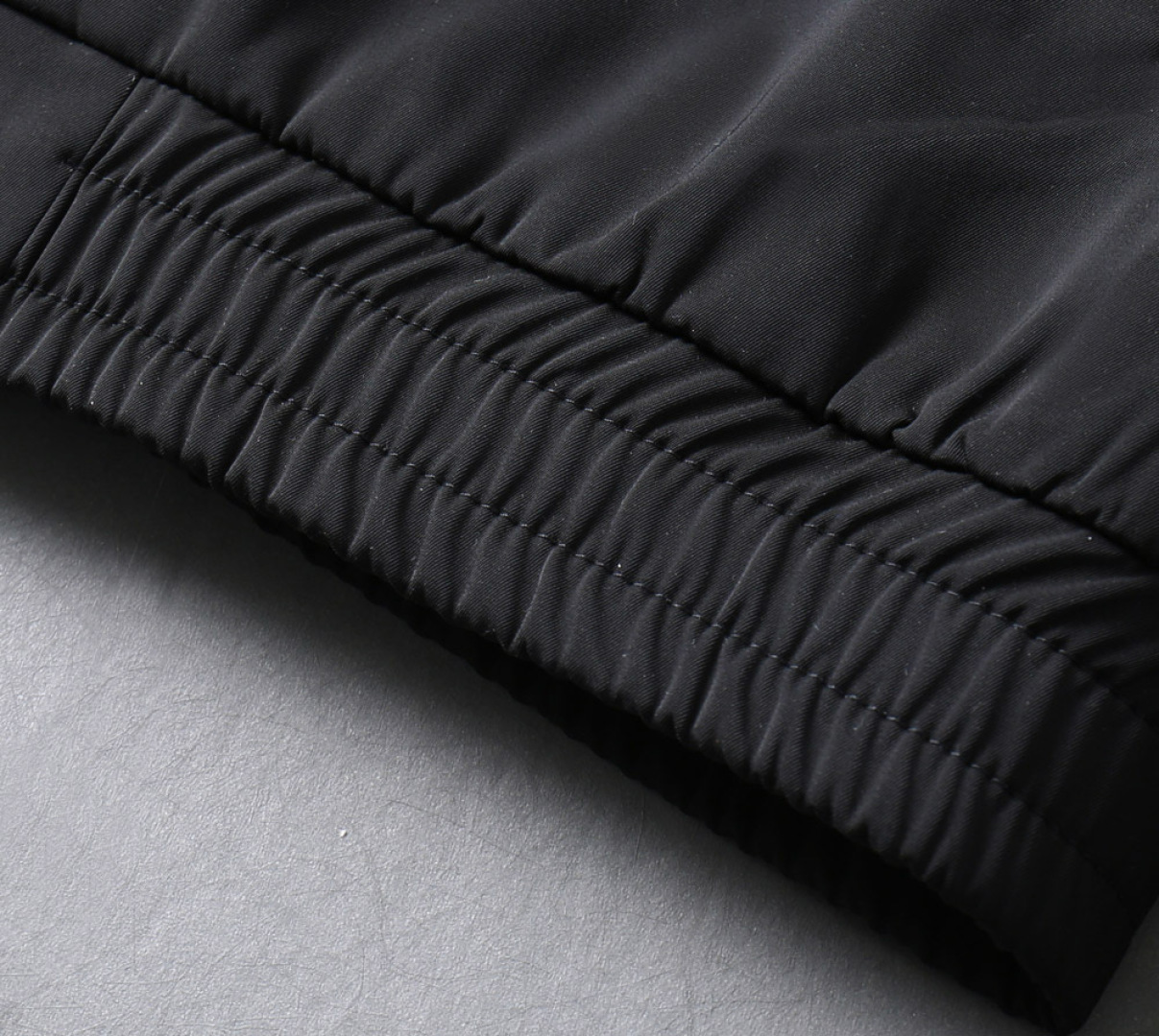 Hoodies & Sweatshirts