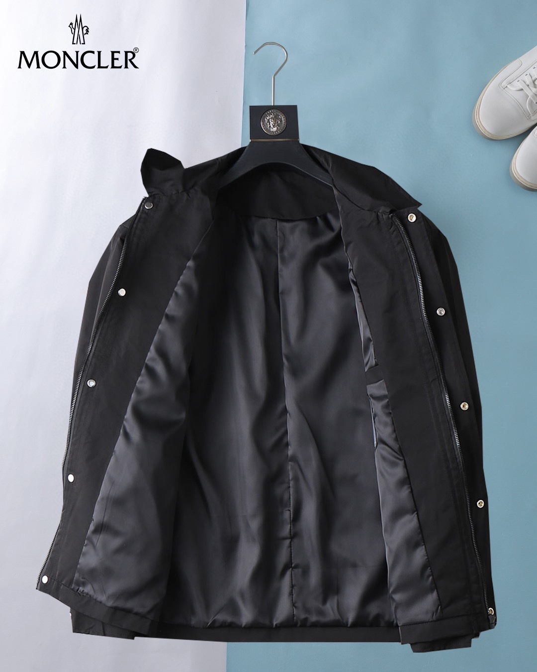 Hoodies & Sweatshirts