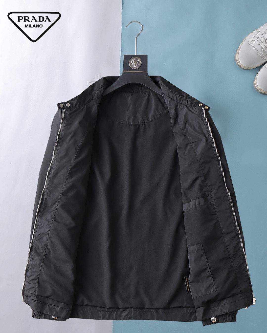 Hoodies & Sweatshirts