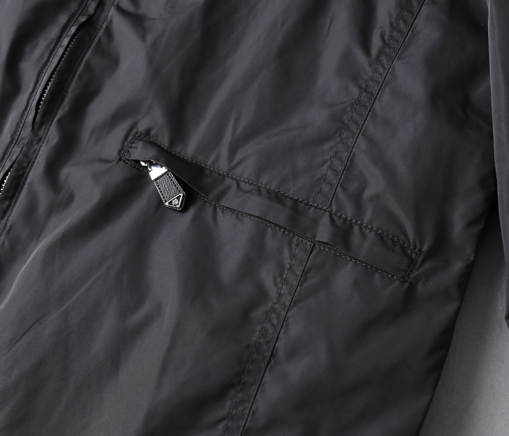 Hoodies & Sweatshirts