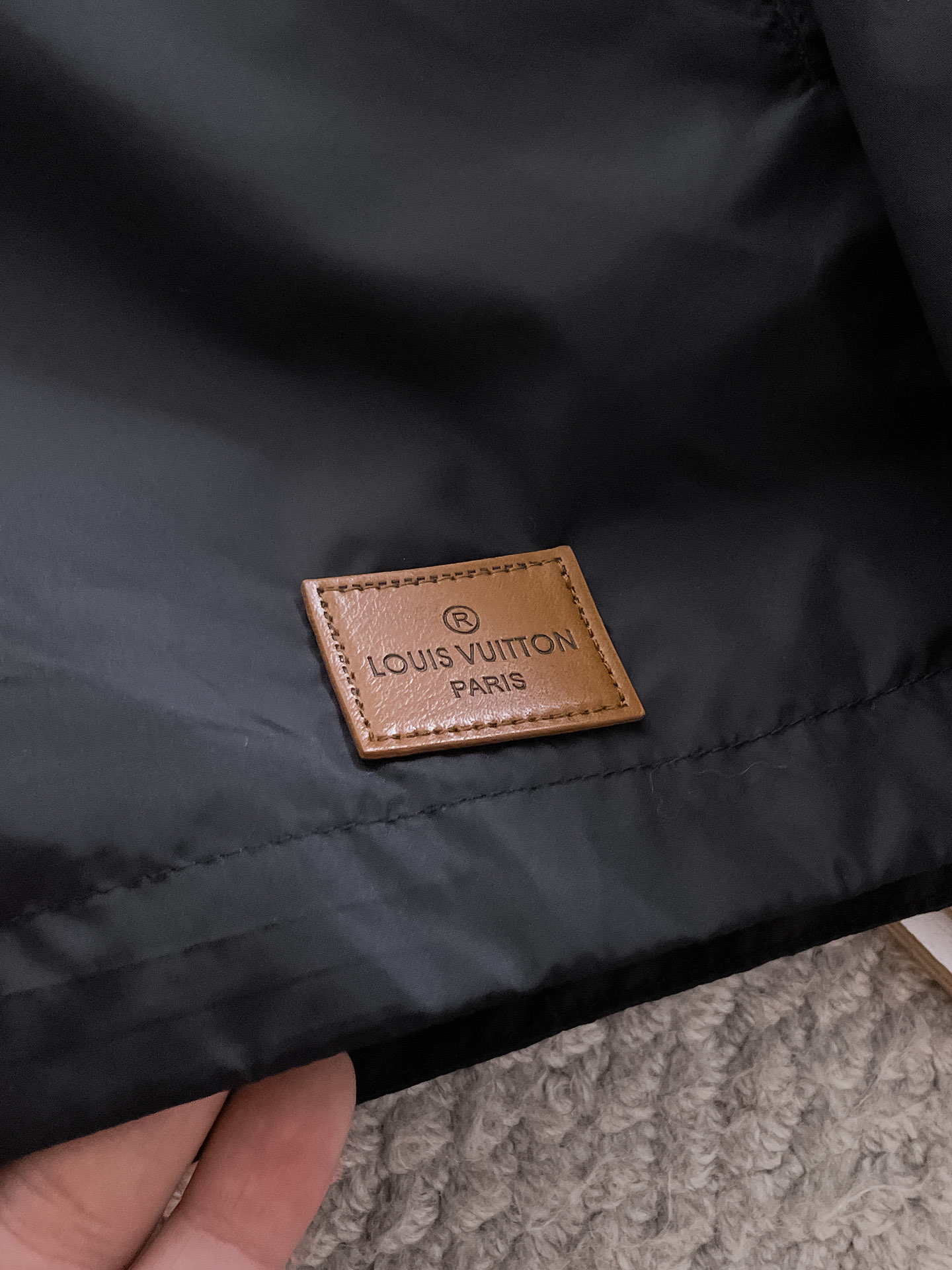 Hoodies & Sweatshirts