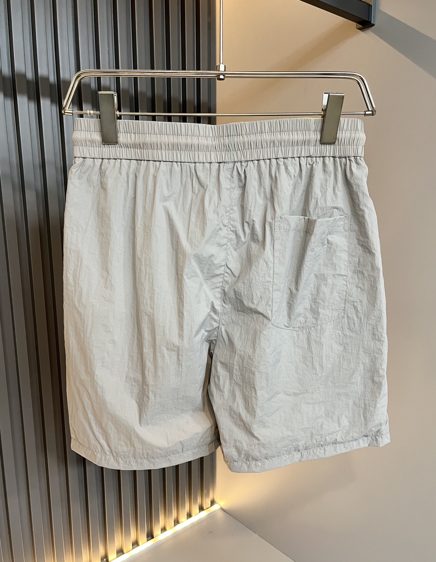 Hoodies & Sweatshirts