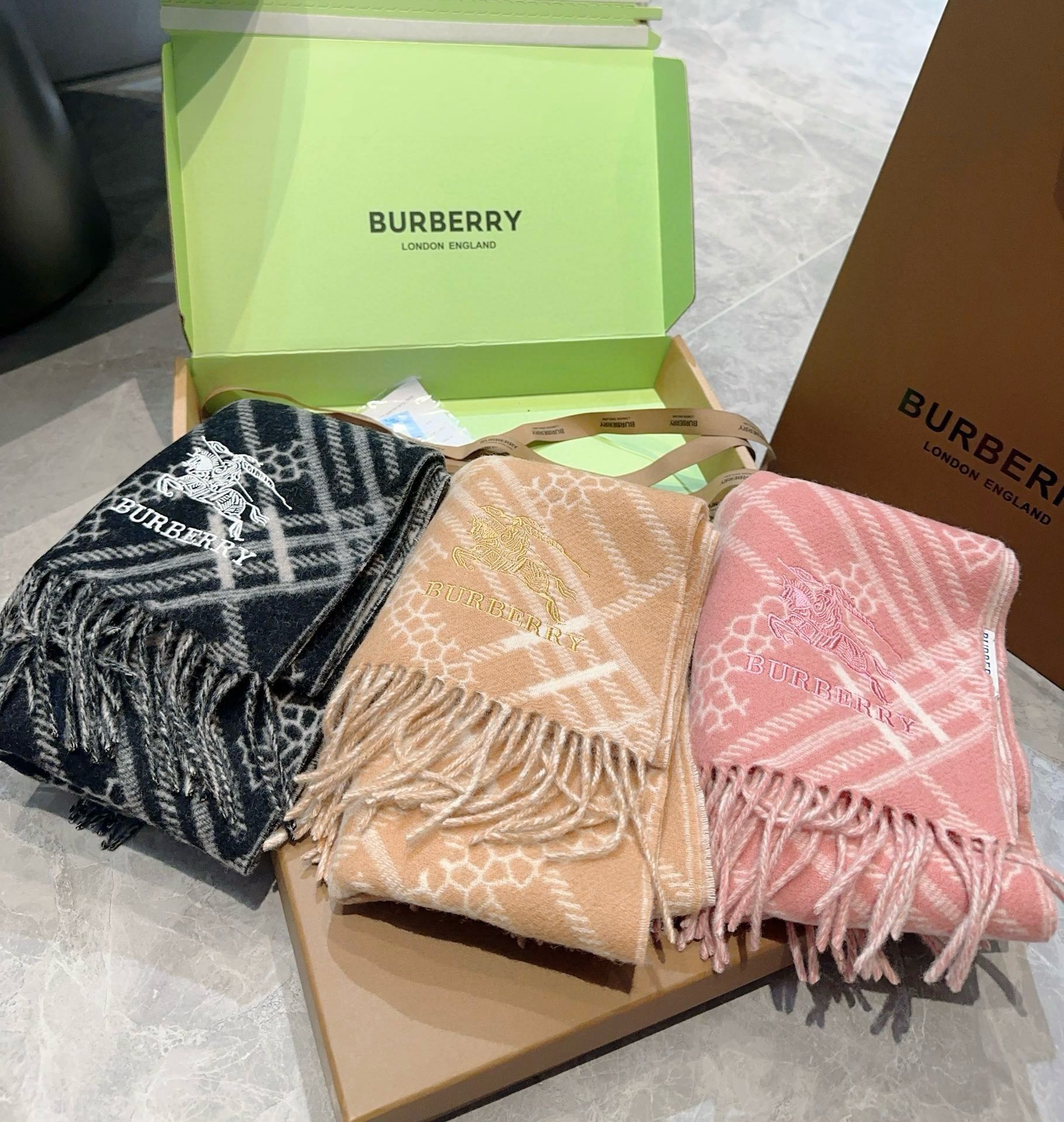 Burberry-9