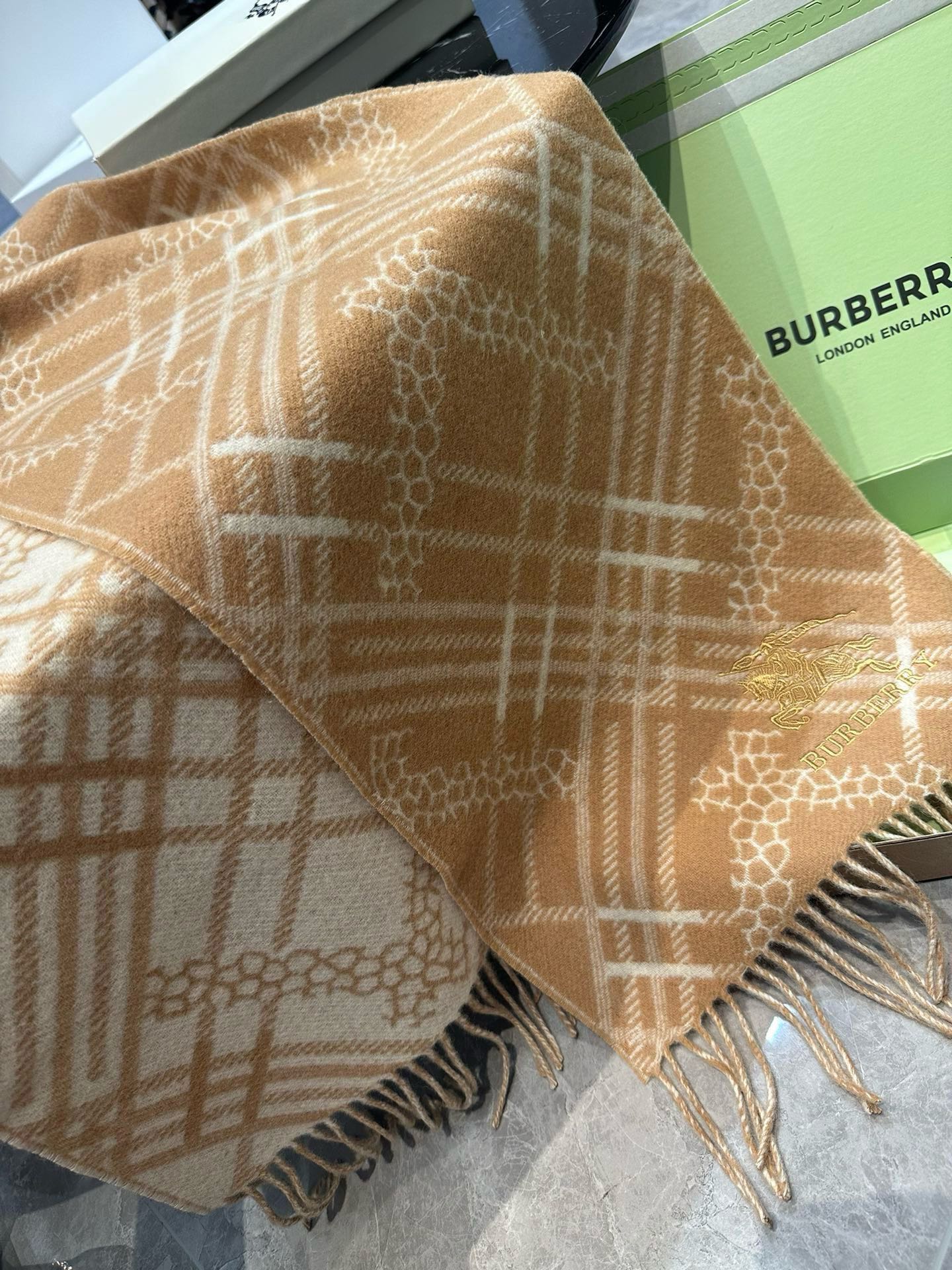 Burberry-9