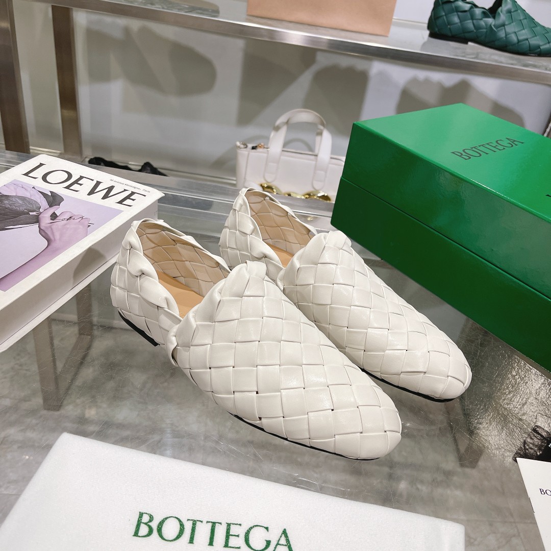 Womens shoes collection