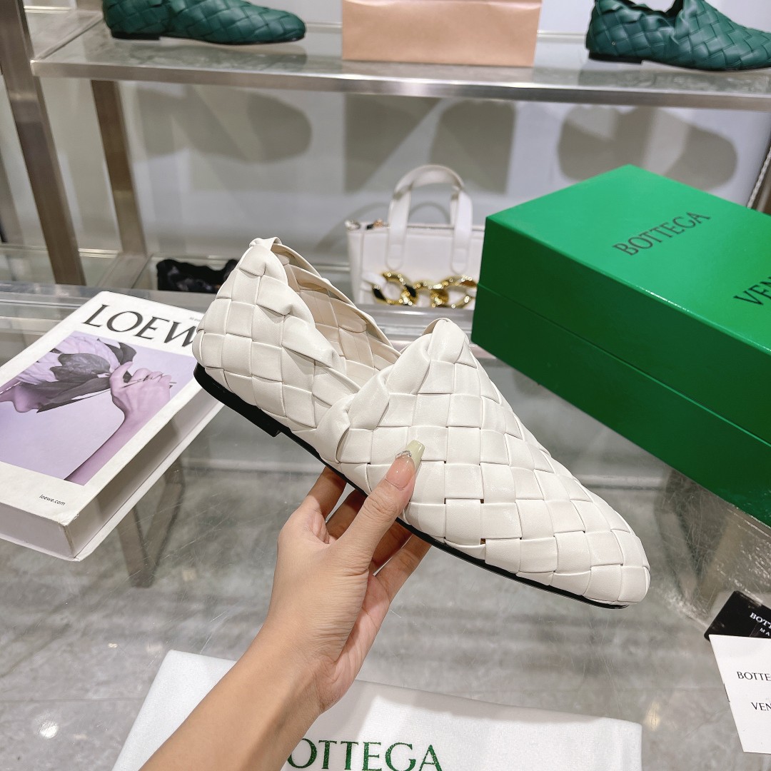 Womens shoes collection