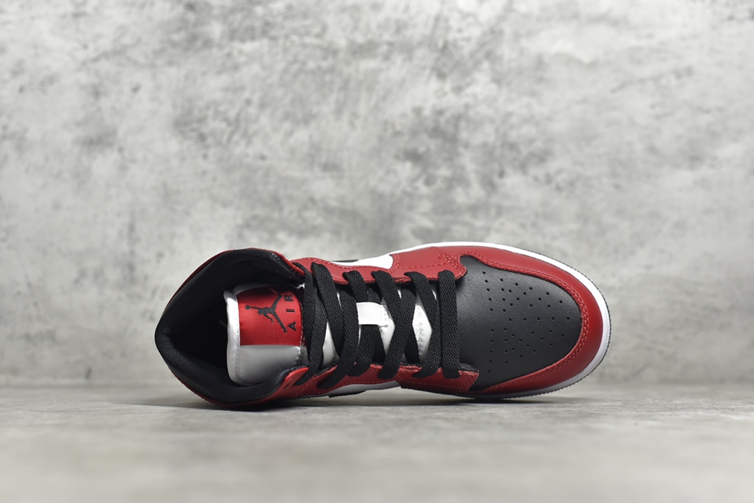 AirJordan1MidSHOES