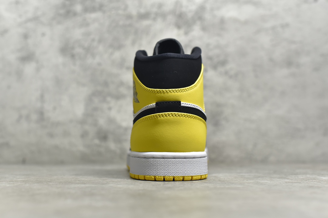 AirJordan1MidSHOES