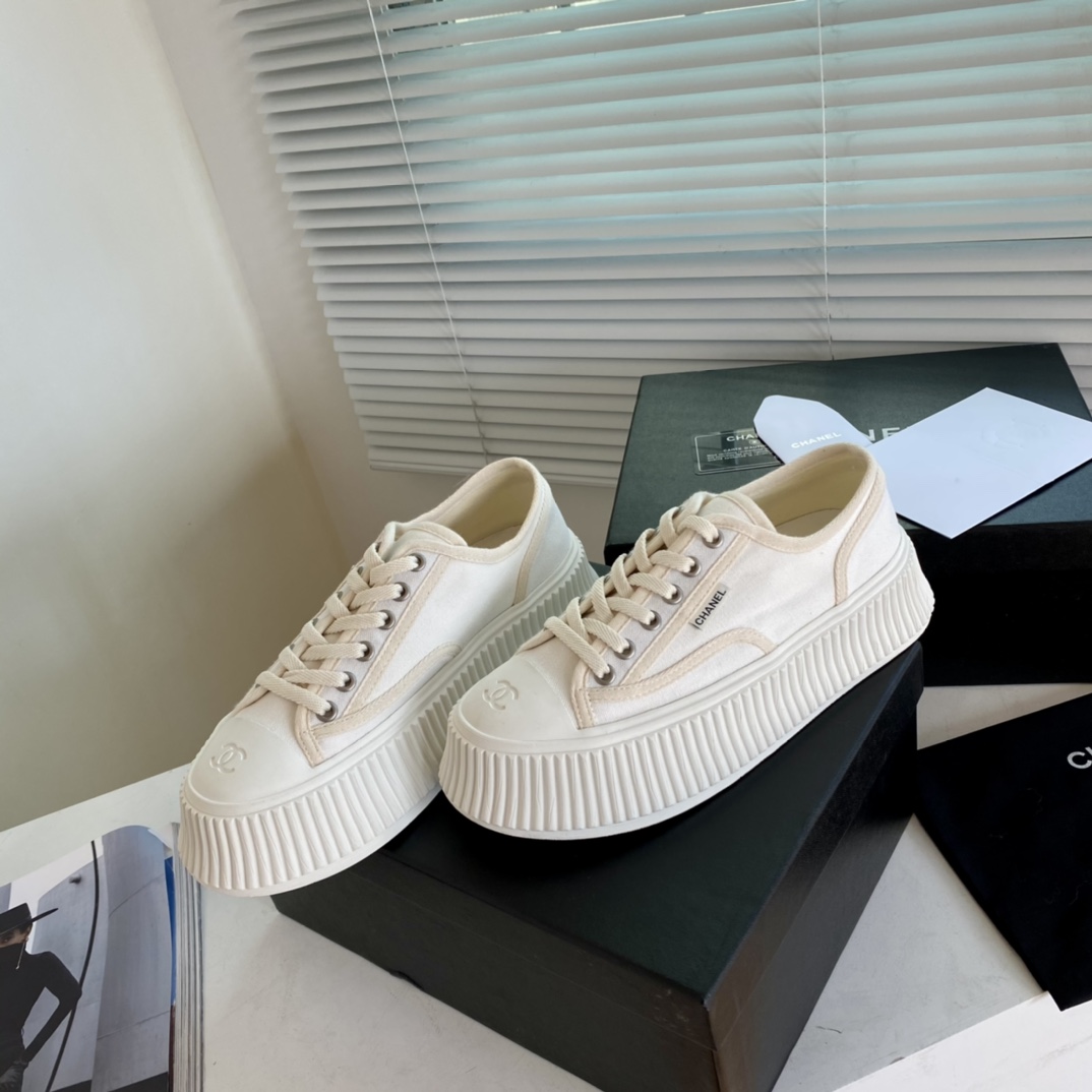 Womens shoes collection