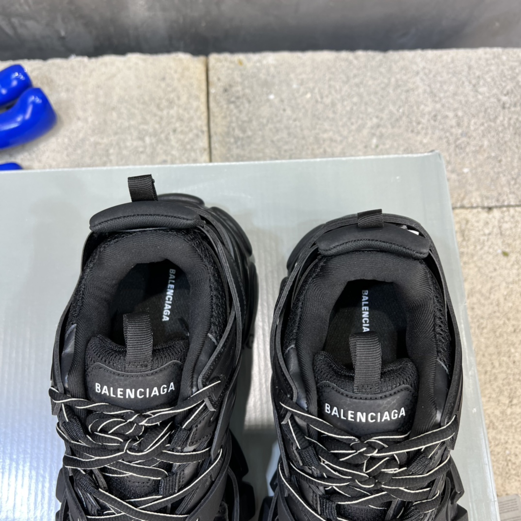 BalenciagaSHOES