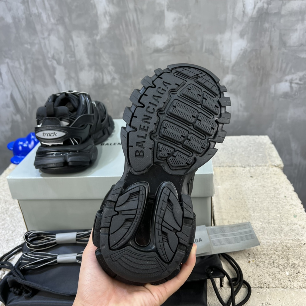 BalenciagaSHOES