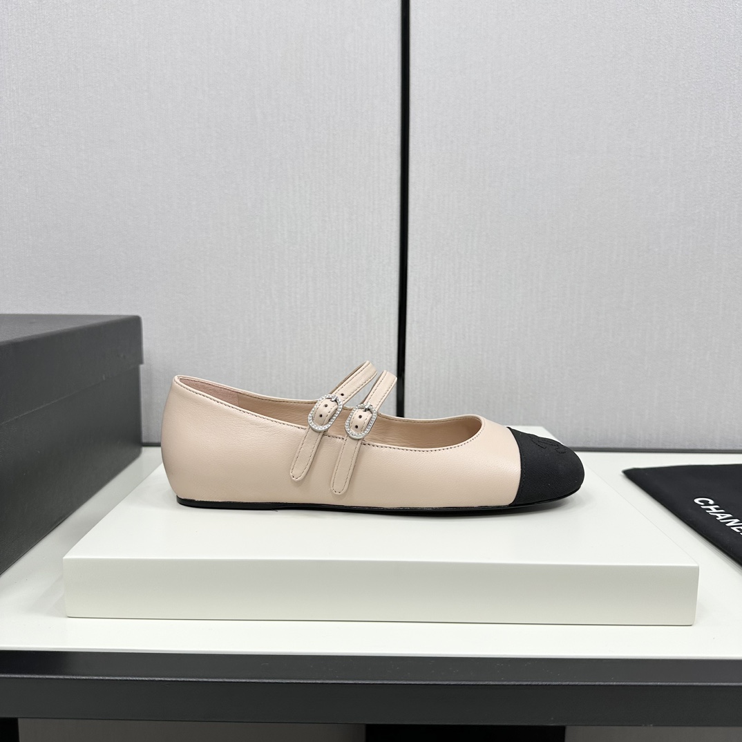 Womens shoes collection