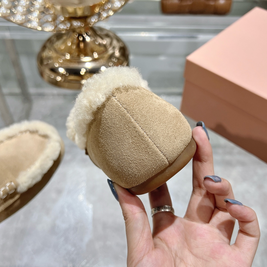 Womens shoes collection