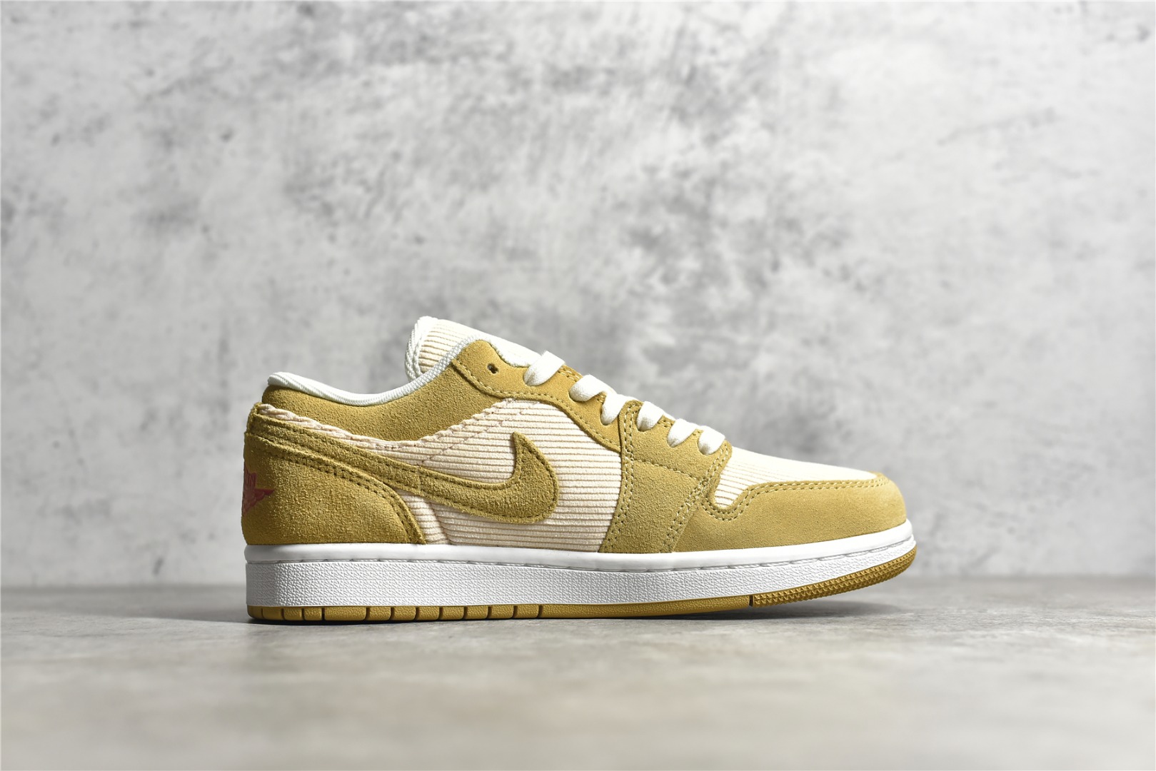 AirJordan1LowSHOES
