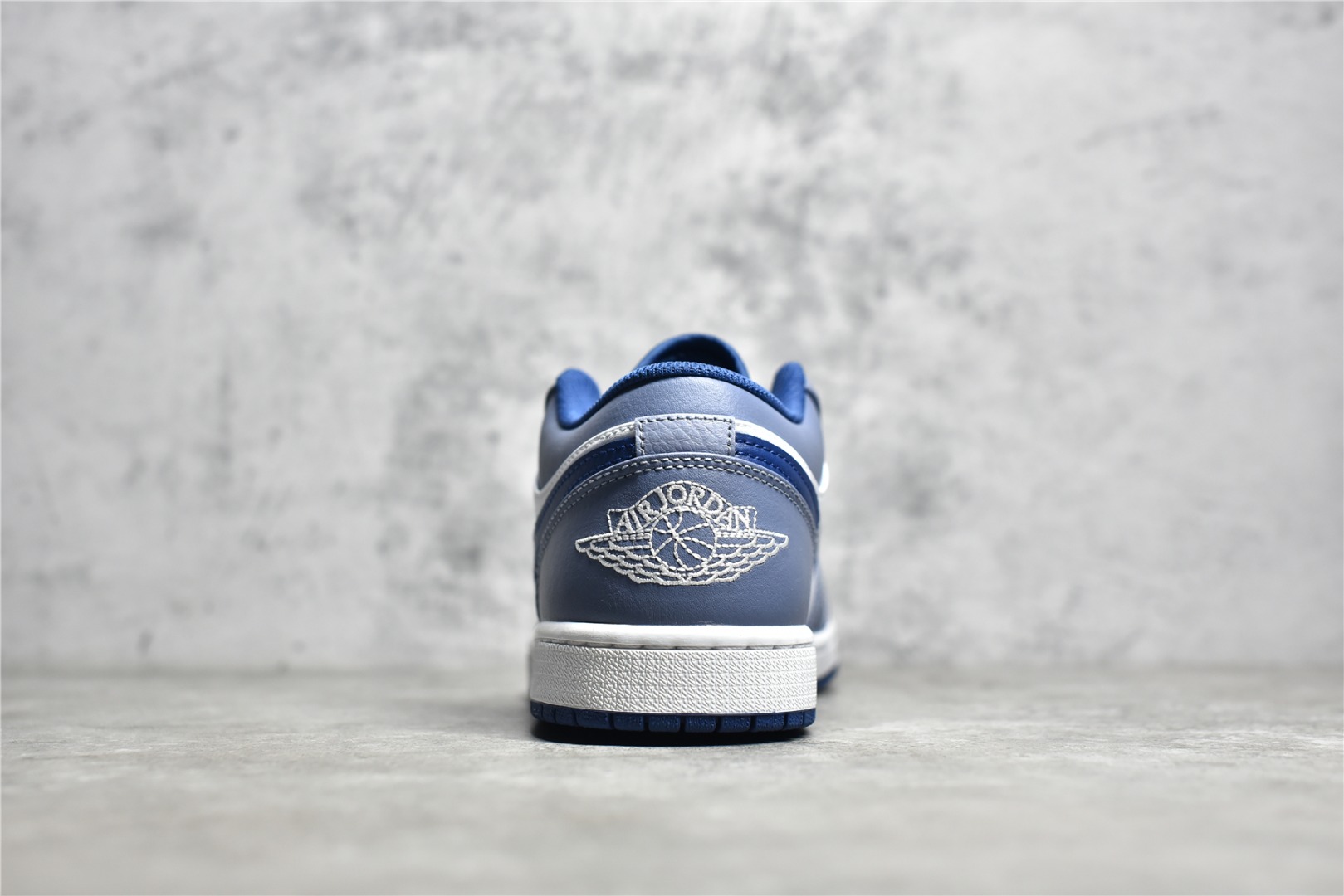 AirJordan1LowSHOES